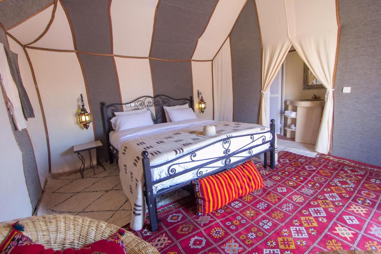 Отель Asama Luxury Camp Мерзуга Экстерьер фото
