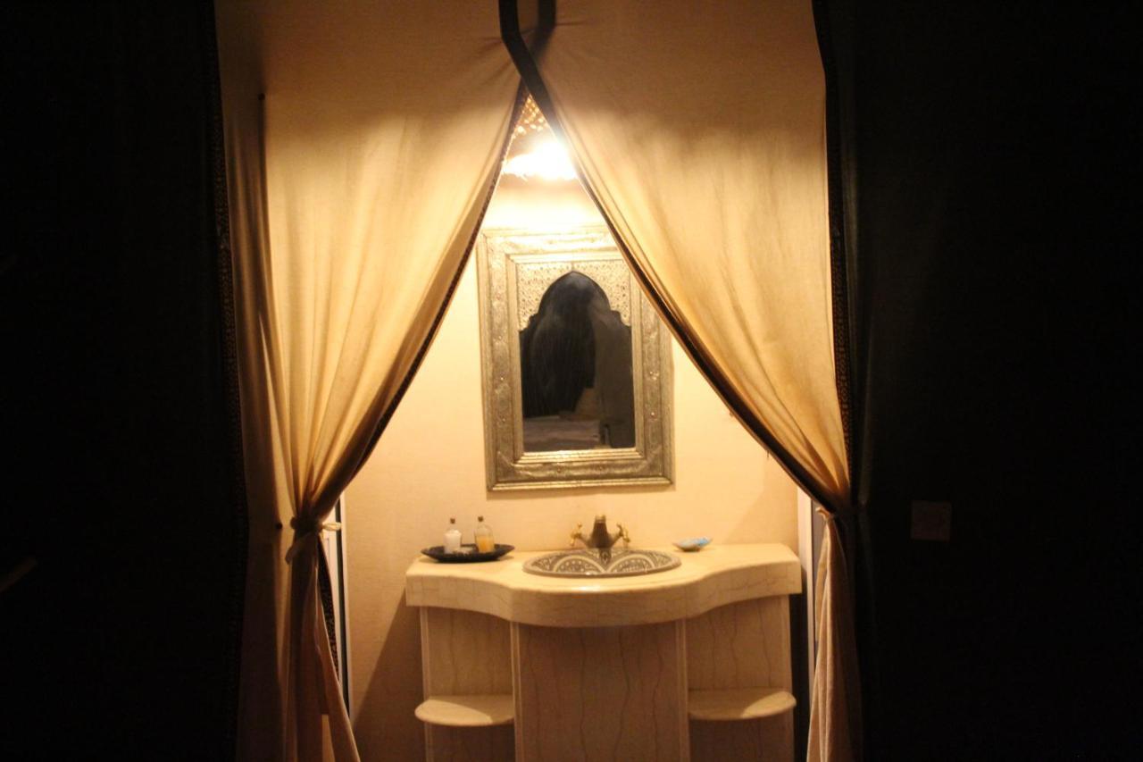 Отель Asama Luxury Camp Мерзуга Экстерьер фото