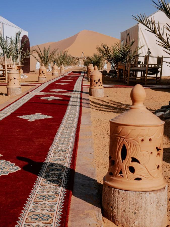 Отель Asama Luxury Camp Мерзуга Экстерьер фото